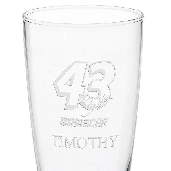 Bubba Wallace 20 oz Pilsner Glass - Image 3